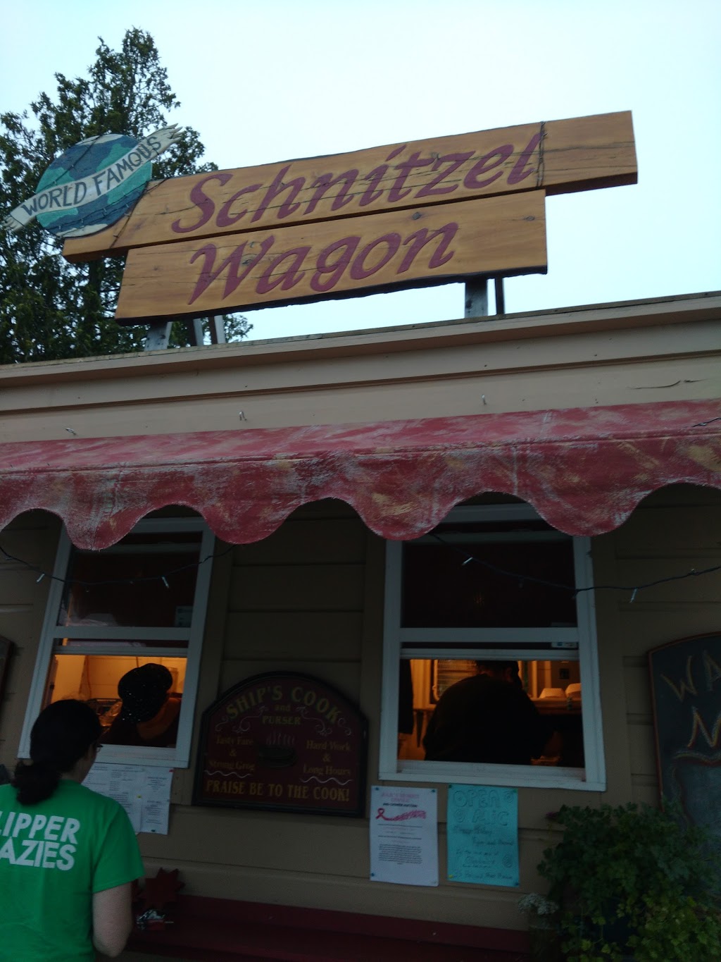 Jos World Famous Schnitzel Wagon | restaurant | Dublin St, Machias, ME 04654, USA | 2072003001 OR +1 207-200-3001