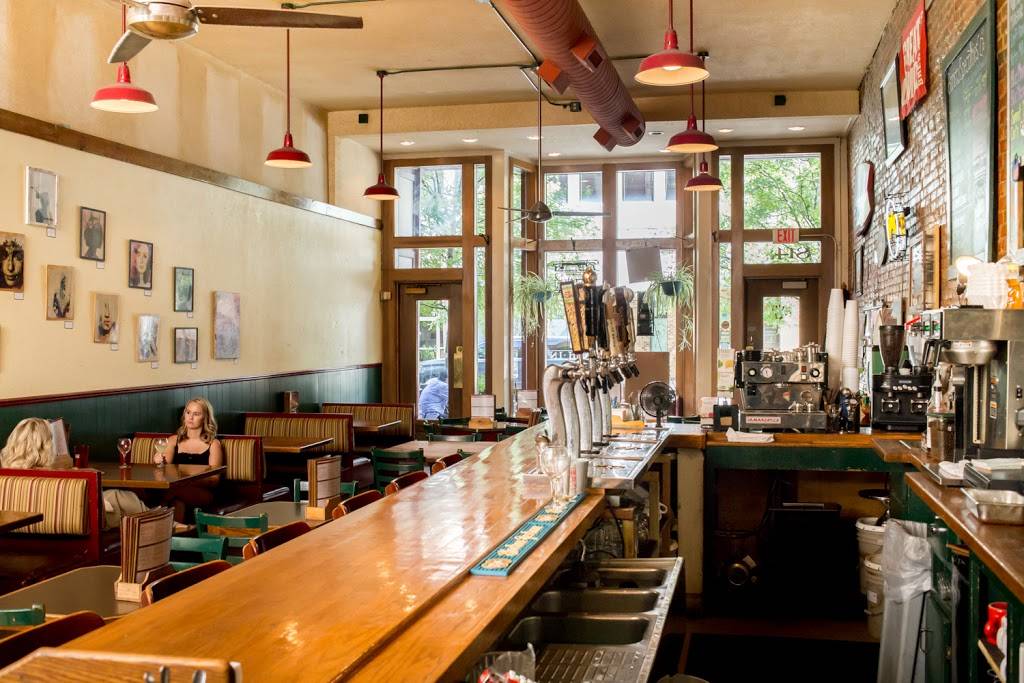 Dash-In | cafe | 814 S Calhoun St, Fort Wayne, IN 46802, USA | 2604233595 OR +1 260-423-3595