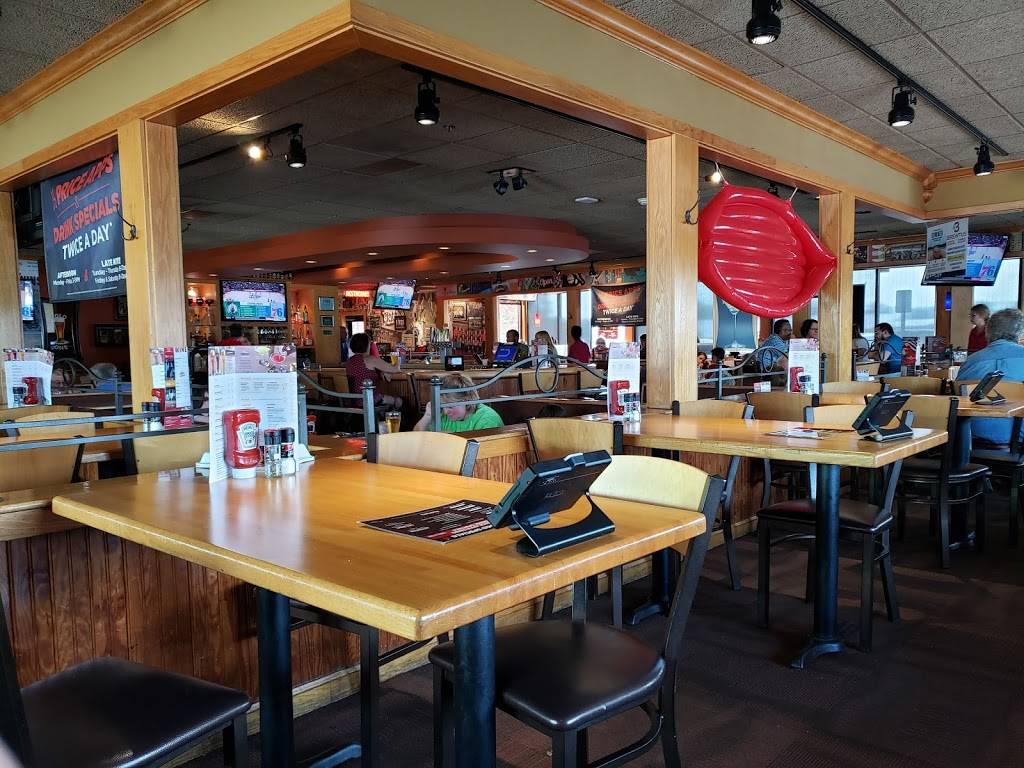 Applebees Grill + Bar | restaurant | 8800 Main St, Birch Run, MI 48415, USA | 9896244307 OR +1 989-624-4307