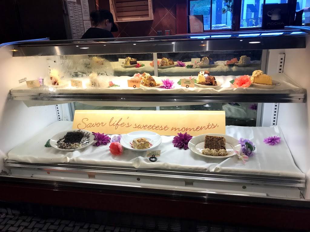 Cheesecake Bistro | bakery | 240 Plaza Loop, Bossier City, LA 71111, USA | 3185500491 OR +1 318-550-0491