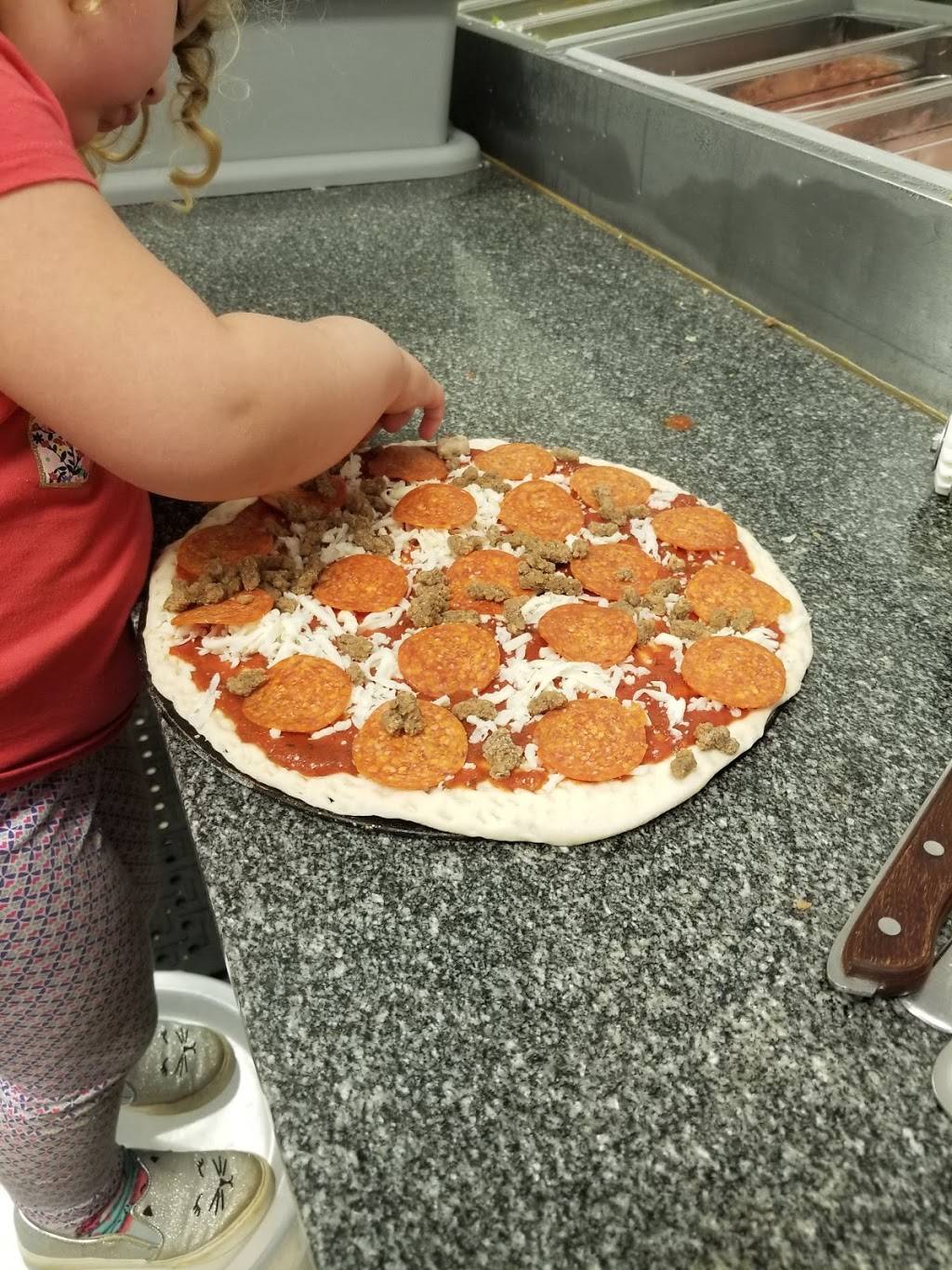 Pizza Place | meal delivery | 6103 Joe Frank Harris Pkwy NW, Adairsville, GA 30103, USA | 7707737757 OR +1 770-773-7757