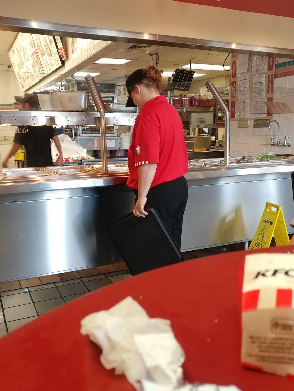 KFC | restaurant | 1601 US-71, Fort Smith, AR 72901, USA | 4796467133 OR +1 479-646-7133