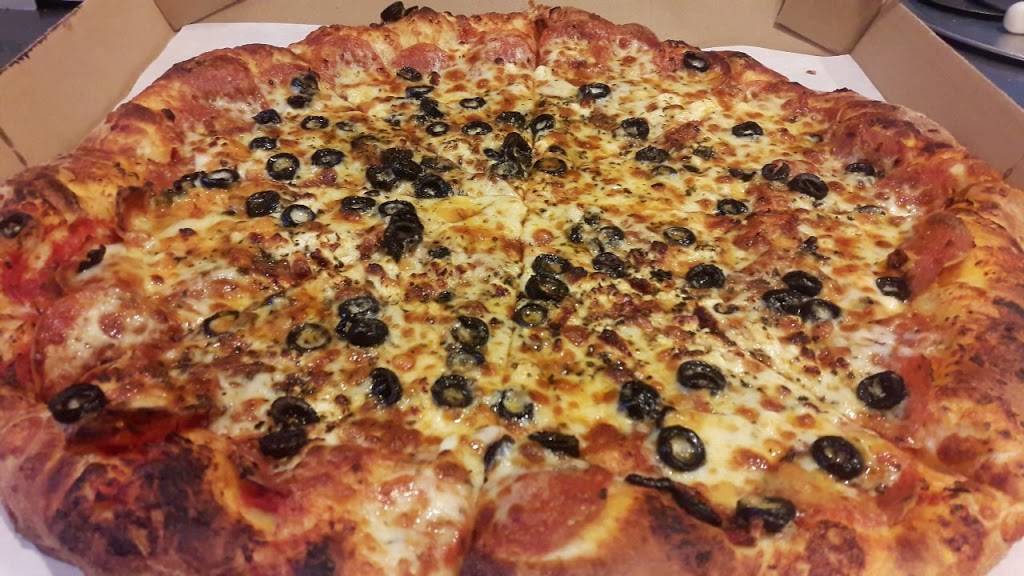 Ricos Pizza | meal delivery | 40709 State Rte 2, Gold Bar, WA 98251, USA | 3607933333 OR +1 360-793-3333