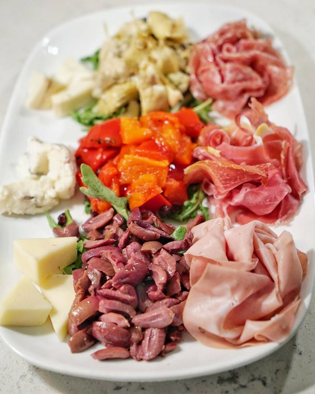 Terza | restaurant | 30 3rd St SE, Rochester, MN 55904, USA | 5072169590 OR +1 507-216-9590