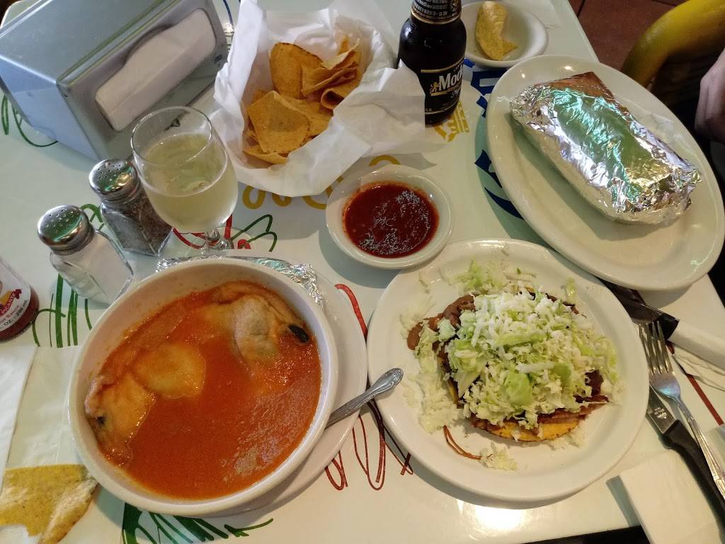 Taco Lobo | restaurant | 117 W Magnolia St, Bellingham, WA 98225, USA | 3607560711 OR +1 360-756-0711