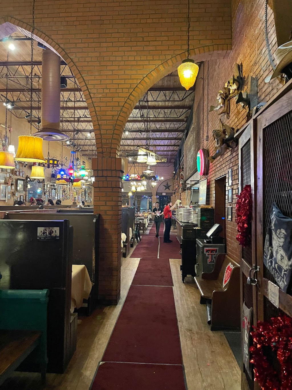 Triple J Chophouse & Brew Co. | restaurant | 1807 Buddy Holly Ave, Lubbock, TX 79401, USA | 8067716555 OR +1 806-771-6555