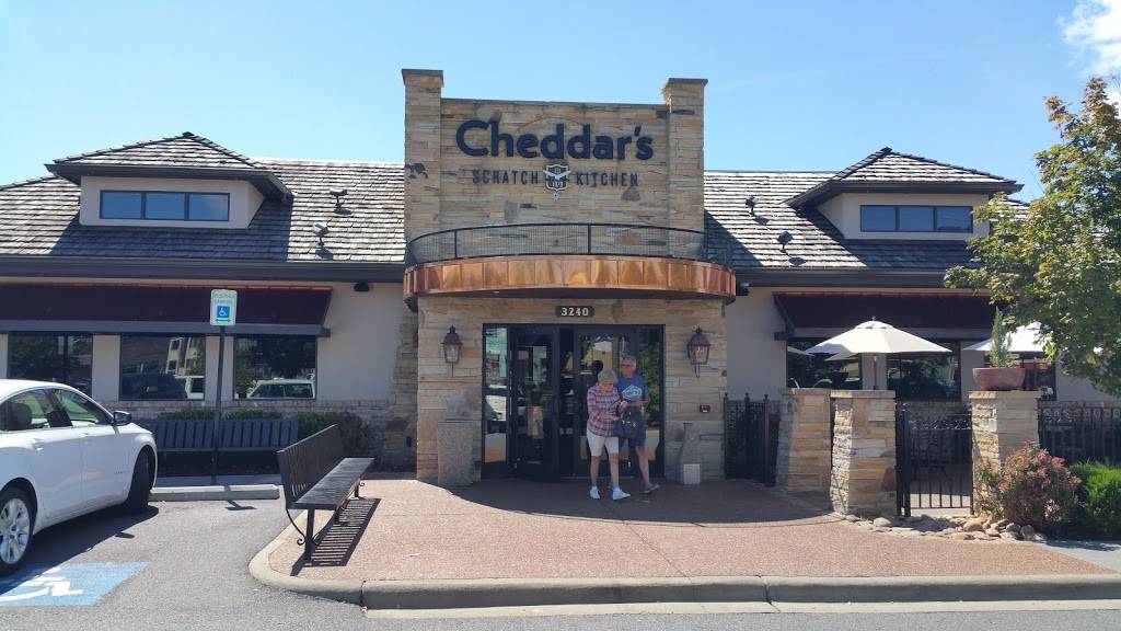 Cheddars Scratch Kitchen | restaurant | 3240 Parkway, Pigeon Forge, TN 37863, USA | 8659089555 OR +1 865-908-9555