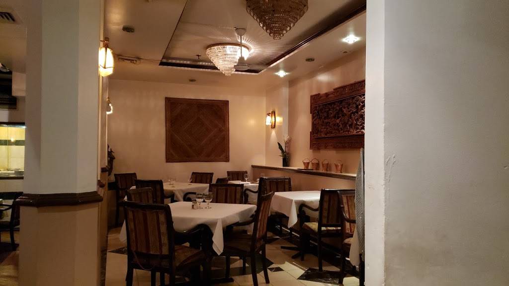 Salaam Bombay Indian Cuisine | restaurant | 319 Greenwich St, New York, NY 10013, USA | 2122269400 OR +1 212-226-9400