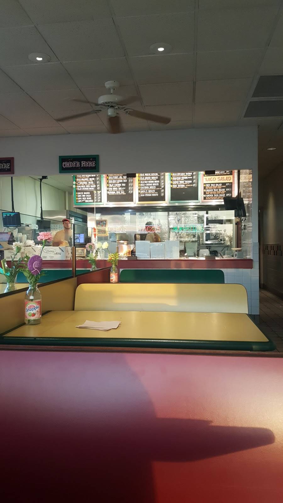 Don Pedros | restaurant | 2401 E Lincolnway, Sterling, IL 61081, USA | 8156268226 OR +1 815-626-8226