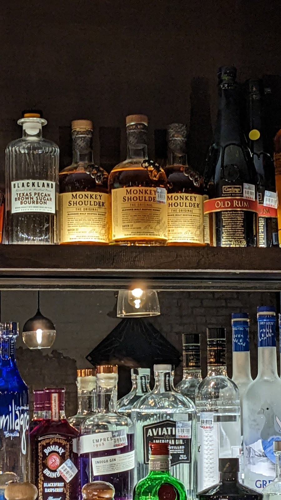 The Standard on Vaughan | restaurant | 145 E Vaughan St, Bertram, TX 78605, USA | 5123558065 OR +1 512-355-8065