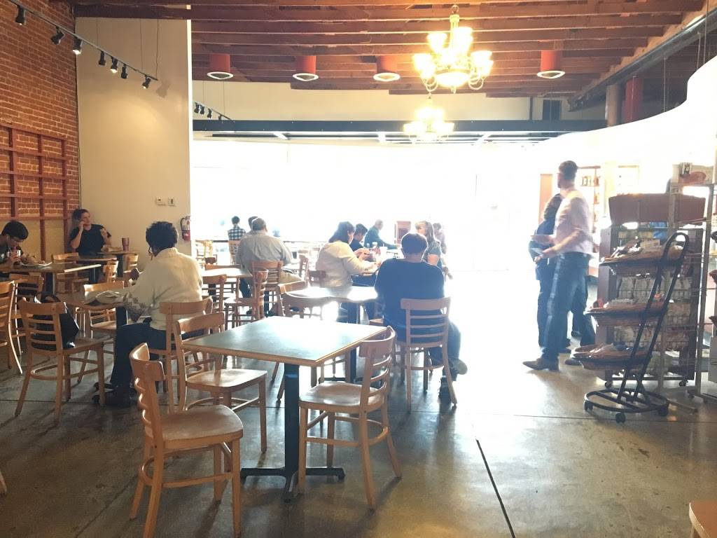 Lovebirds Cafe & Bakery | bakery | 921 E Colorado Blvd, Pasadena, CA 91106, USA | 6265838888 OR +1 626-583-8888
