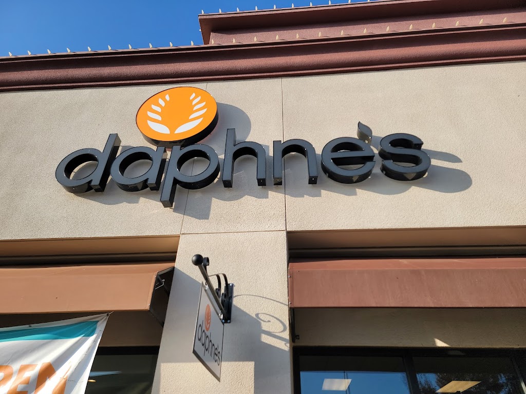 Daphnes | restaurant | 6733 N Riverside Dr Suite#109, Fresno, CA 93722, USA | 5595156702 OR +1 559-515-6702