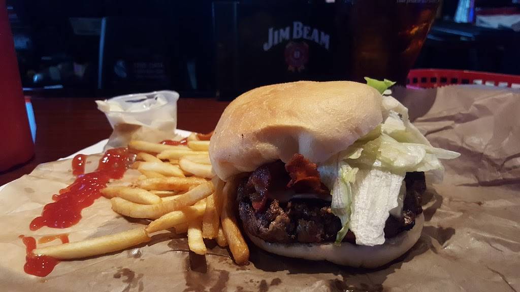 Black Pearl Tavern | restaurant | 2948 E Commercial Blvd, Fort Lauderdale, FL 33308, USA | 9544917711 OR +1 954-491-7711