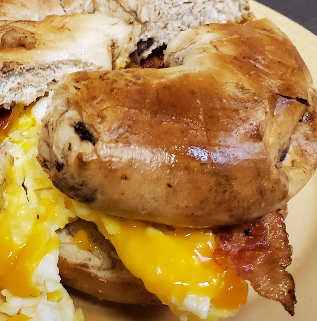 The Daily Grind | cafe | 2678, 4820 Poplar Springs Dr Suite B, Meridian, MS 39305, USA | 6014858099 OR +1 601-485-8099