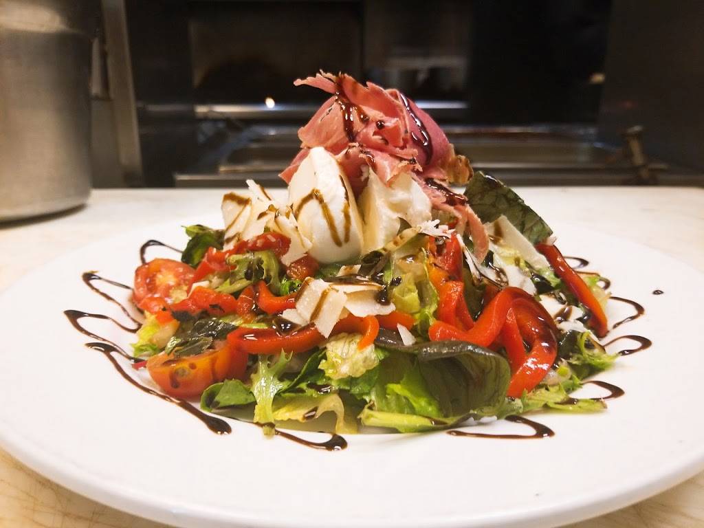 Fratellis Pizza Pasta & Vino Meal delivery 3992 W Hillsboro Blvd