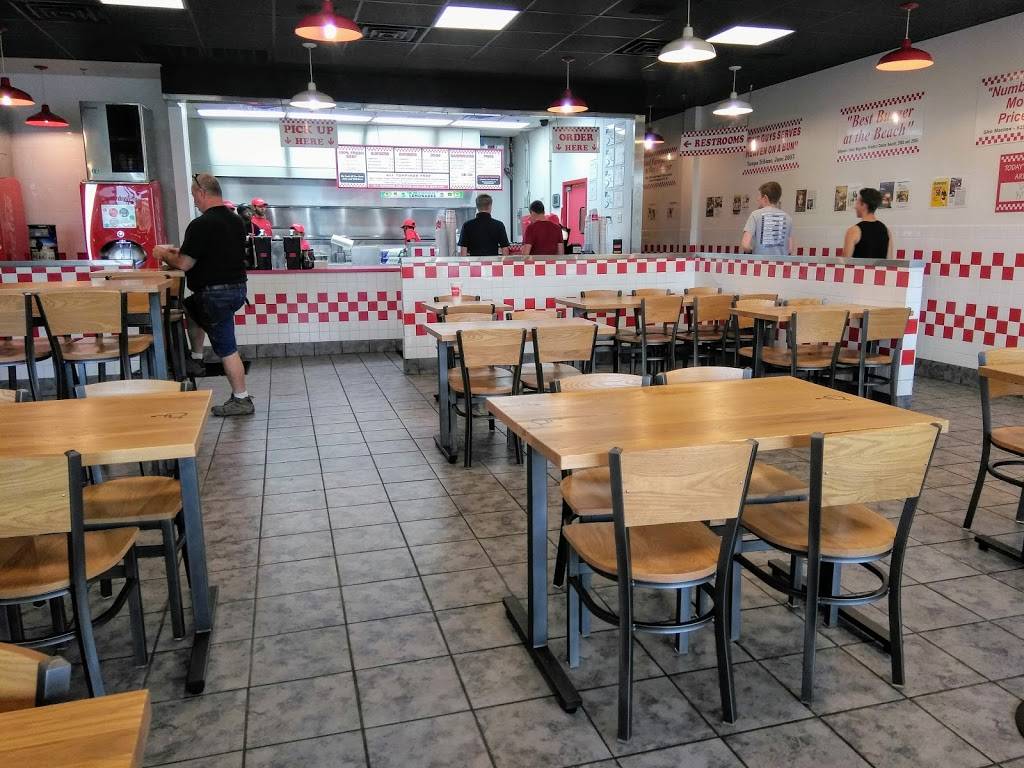 Five Guys | meal takeaway | 1249 Quintilio Dr, Bear, DE 19701, USA | 3028327555 OR +1 302-832-7555