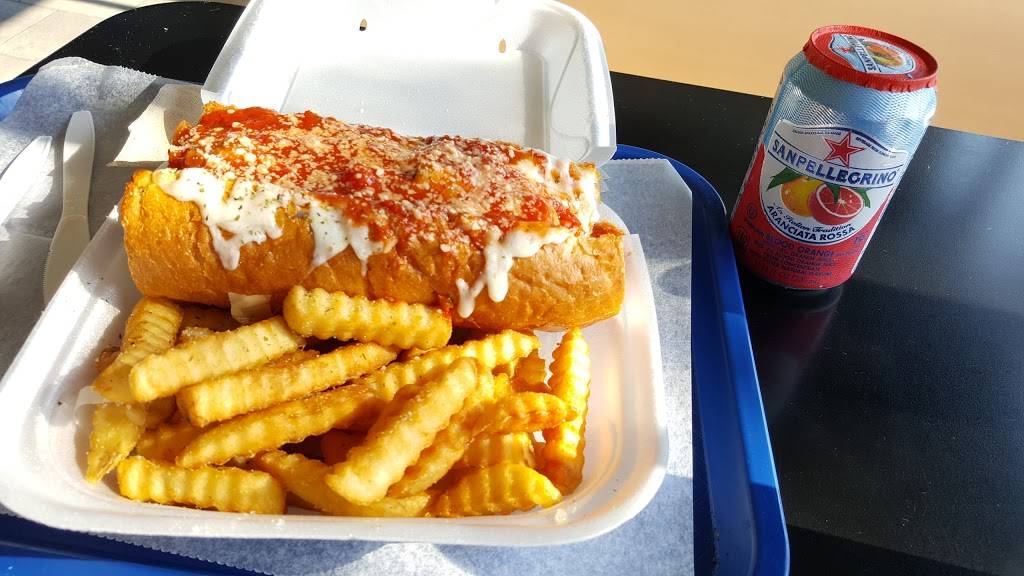 Cuzzos Pasta, Pizza, Panini, & More | meal delivery | 330 Madison St, Oak Park, IL 60302, USA | 7086900706 OR +1 708-690-0706