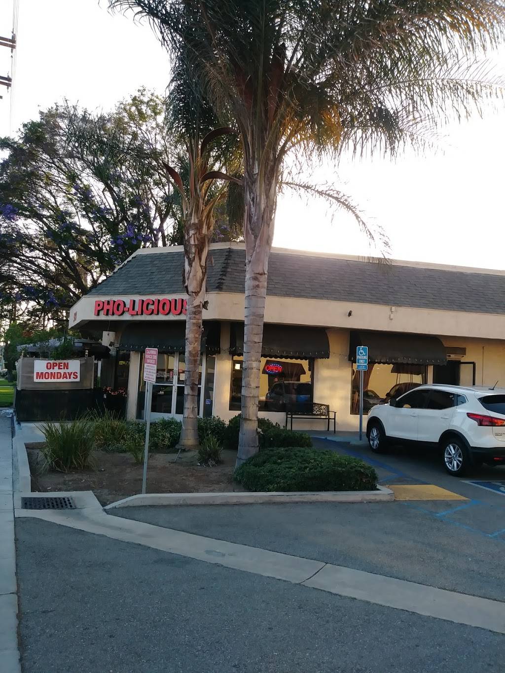 Pho-licious Restaurant | restaurant | 529 Live Oak Ave, Arcadia, CA 91006, USA | 6264475592 OR +1 626-447-5592