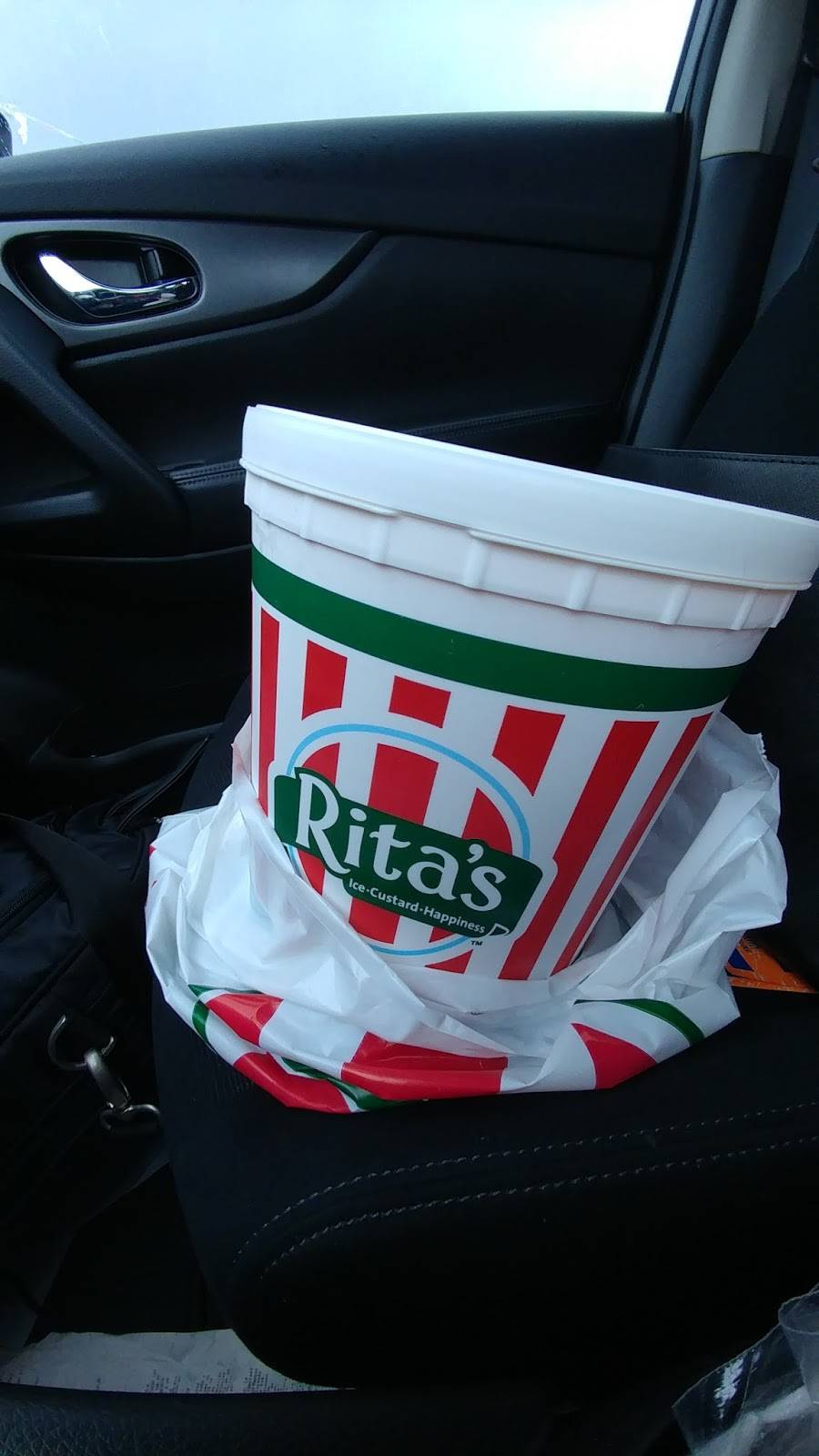 Ritas | restaurant | 2810 W Ridge Pike, Norristown, PA 19403, USA | 6106318492 OR +1 610-631-8492