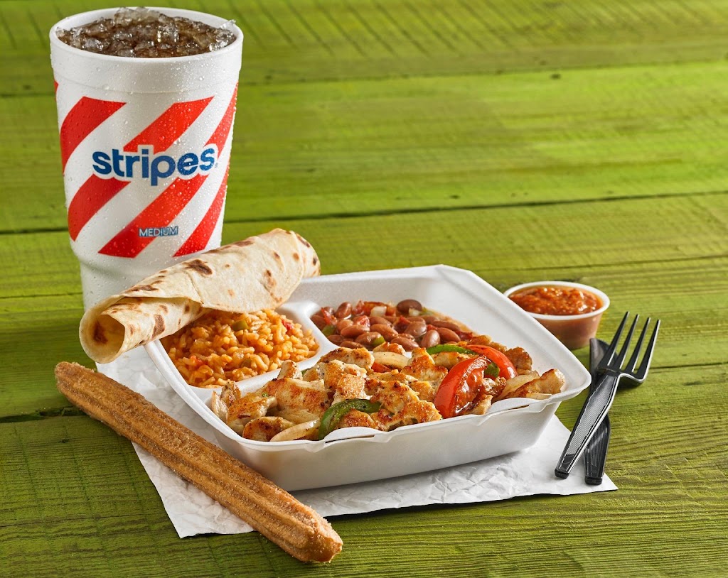 Laredo Taco Company | restaurant | 101 US-77, Raymondville, TX 78580, USA | 9566893707 OR +1 956-689-3707