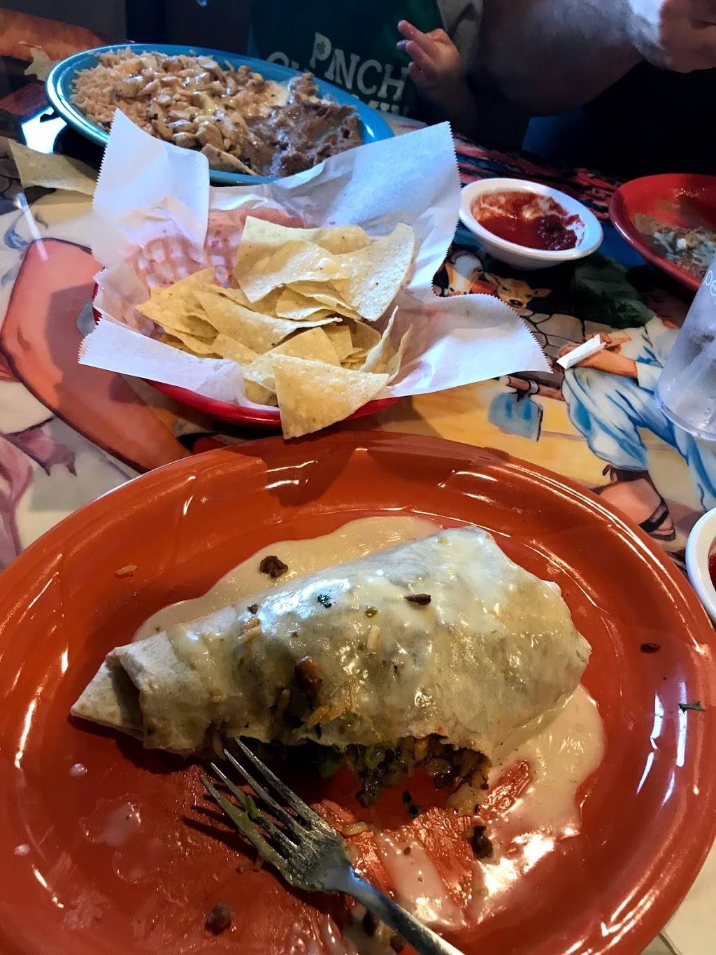 El Celaya | restaurant | 304 W 1st St, Heavener, OK 74937, USA | 9186532026 OR +1 918-653-2026