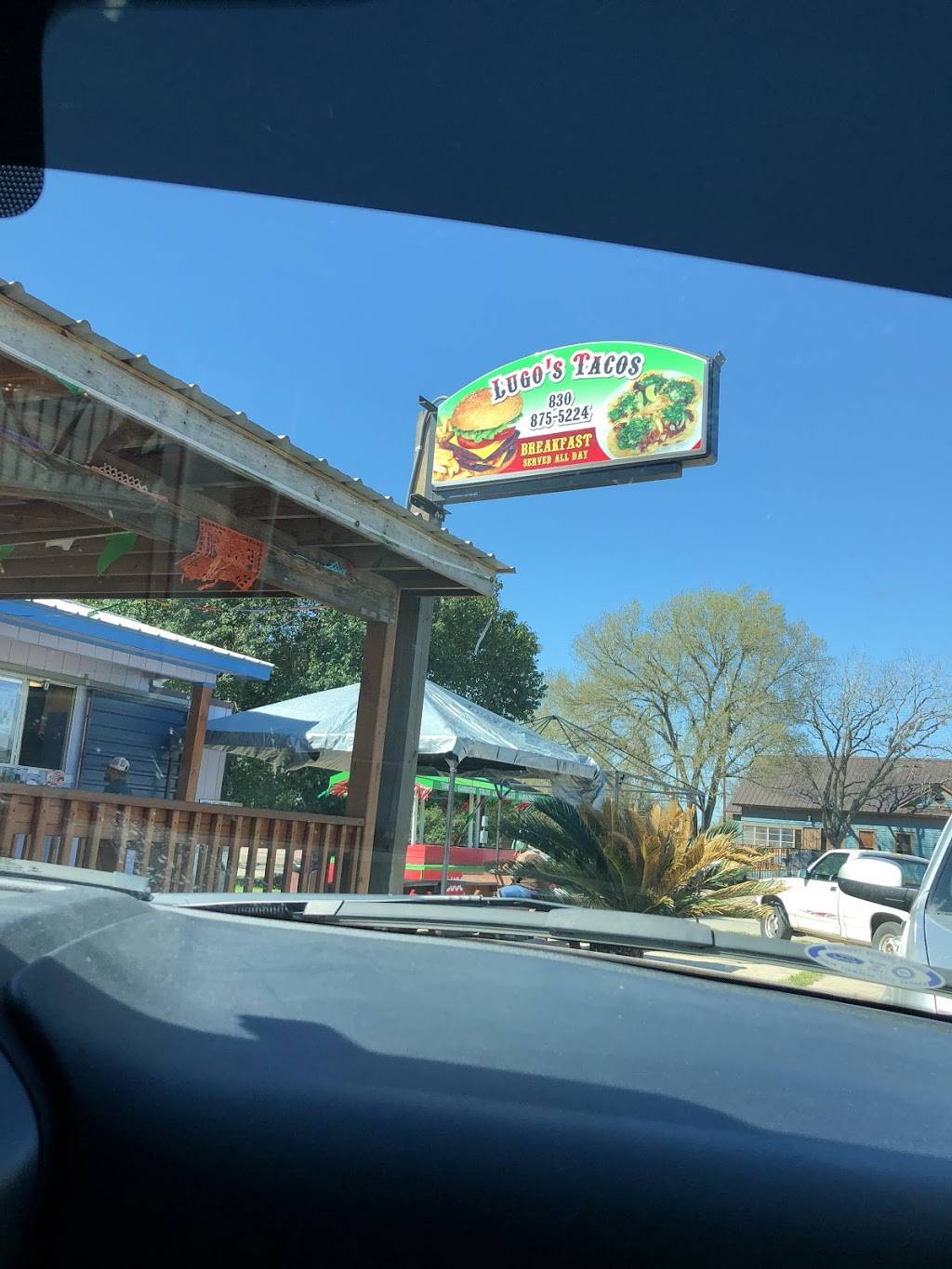 Lugos Tacos | restaurant | 818 E Pierce St, Luling, TX 78648, USA | 8308755224 OR +1 830-875-5224