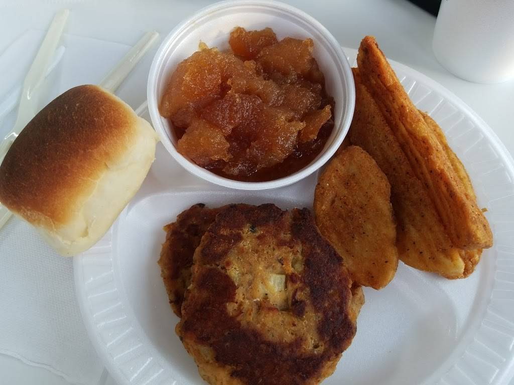 Aunt Beas Barbecue | restaurant | 125 N Main St, Hillsville, VA 24343, USA | 2767284221 OR +1 276-728-4221