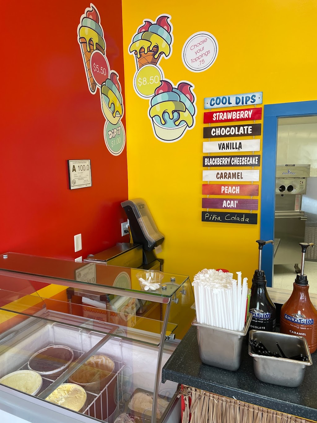 Cool Dips Creamery | restaurant | 106 N New River Dr C, Surf City, NC 28445, USA | 9104413311 OR +1 910-441-3311