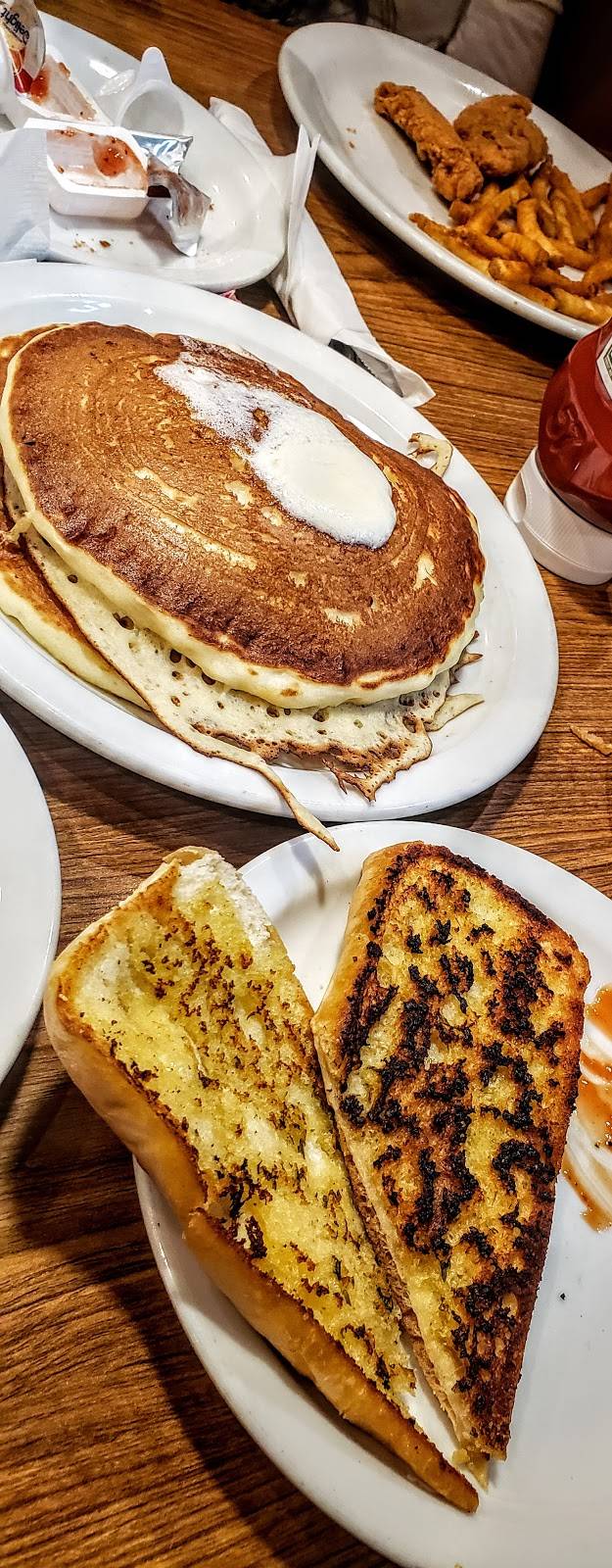 Dennys | restaurant | 11195 Long Beach Blvd, Lynwood, CA 90262, USA | 3106387072 OR +1 310-638-7072