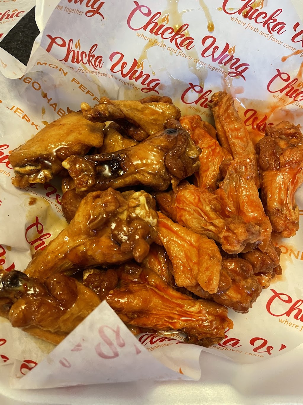 Chicka Wing 6315 Brandt Pike, Huber Heights, OH 45424, USA