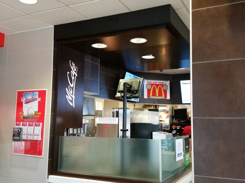 McDonalds | cafe | 1663 Old York Rd, Abington, PA 19001, USA | 2156570399 OR +1 215-657-0399