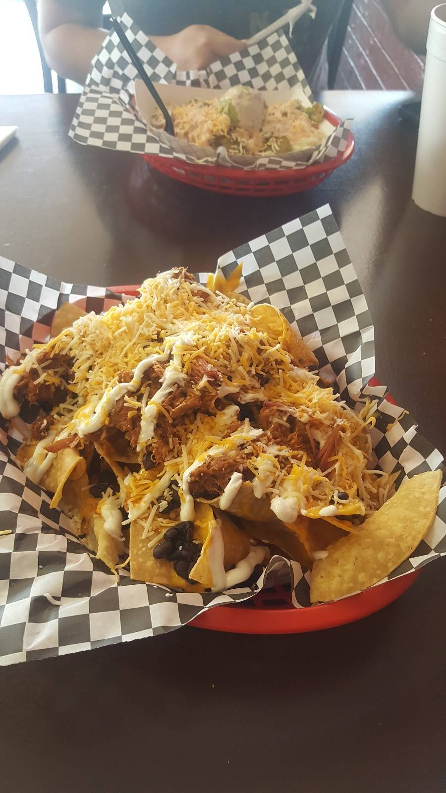 Mojos Texmex Smokehouse | restaurant | 545 SW Wilshire Blvd, Burleson, TX 76028, USA | 8174474646 OR +1 817-447-4646