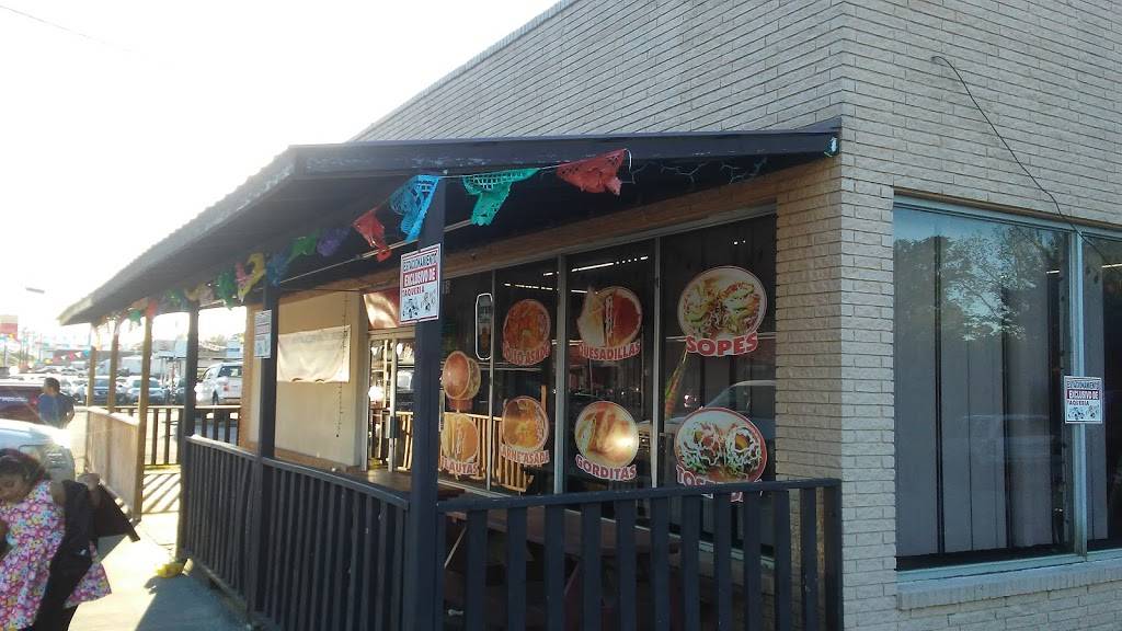 TAQUERIA EL REY / SALON EL KOKOMO 1705 E Morris St, Dalton, GA 30721, USA