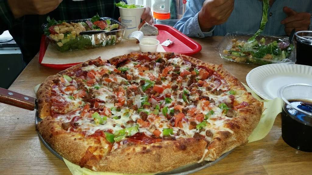 Seniores Pizza | restaurant | 559 Divisadero St, San Francisco, CA 94117, USA | 4154005222 OR +1 415-400-5222