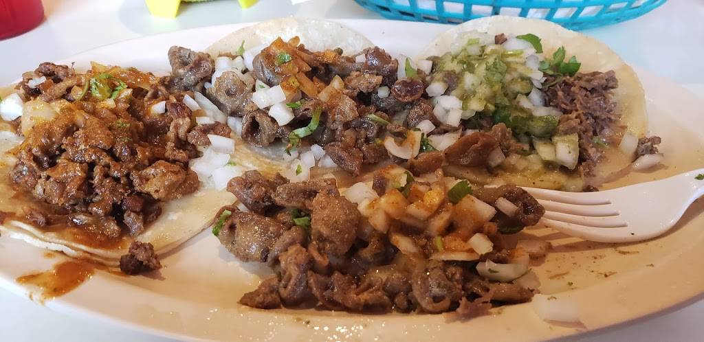 Tacos El Tapatio | restaurant | 1721 S Broadway, Wichita, KS 67214, USA | 3162671008 OR +1 316-267-1008