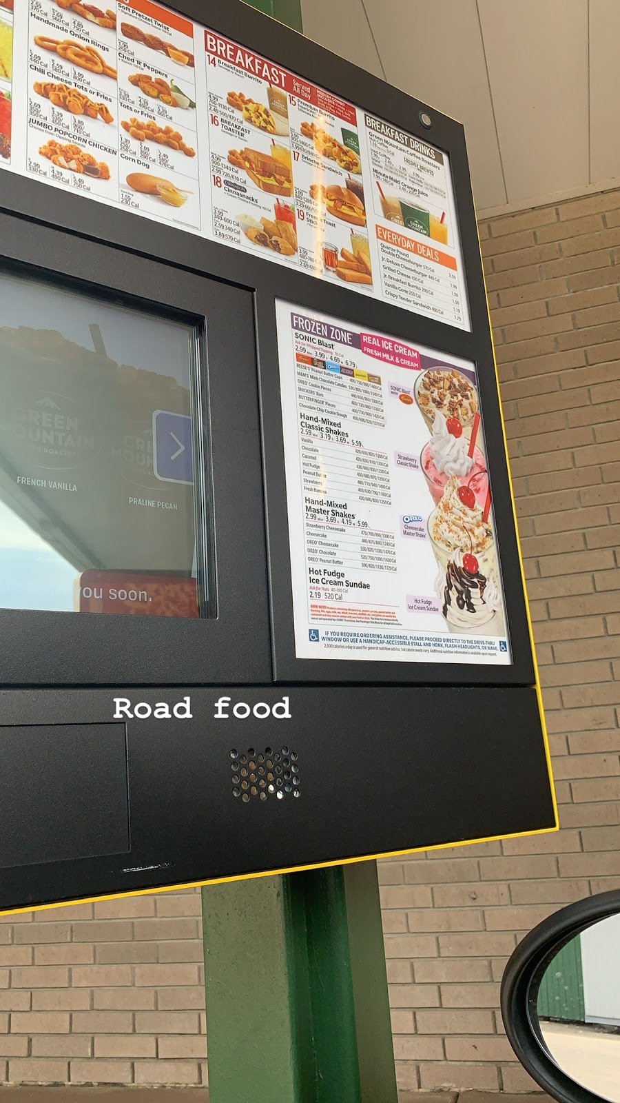 Sonic Drive-In | restaurant | 1728 S Louisa St, Rayville, LA 71269, USA | 3186610600 OR +1 318-661-0600
