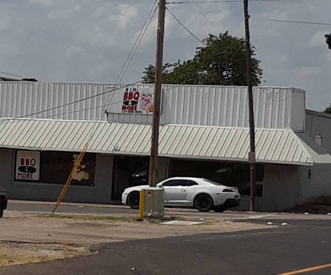 B & M BBQ & More | restaurant | 100 W Frederick St, Riesel, TX 76682, USA | 2548960044 OR +1 254-896-0044