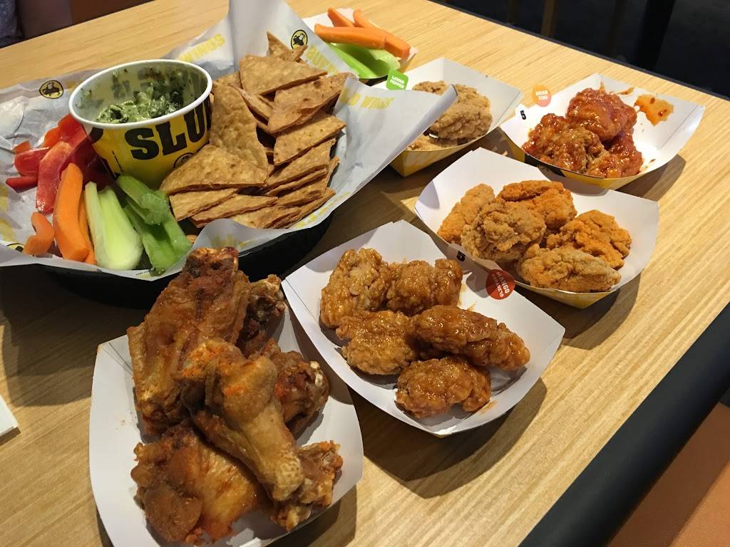 Buffalo Wild Wings Meal takeaway 2132 Highland Dr, Salt Lake City