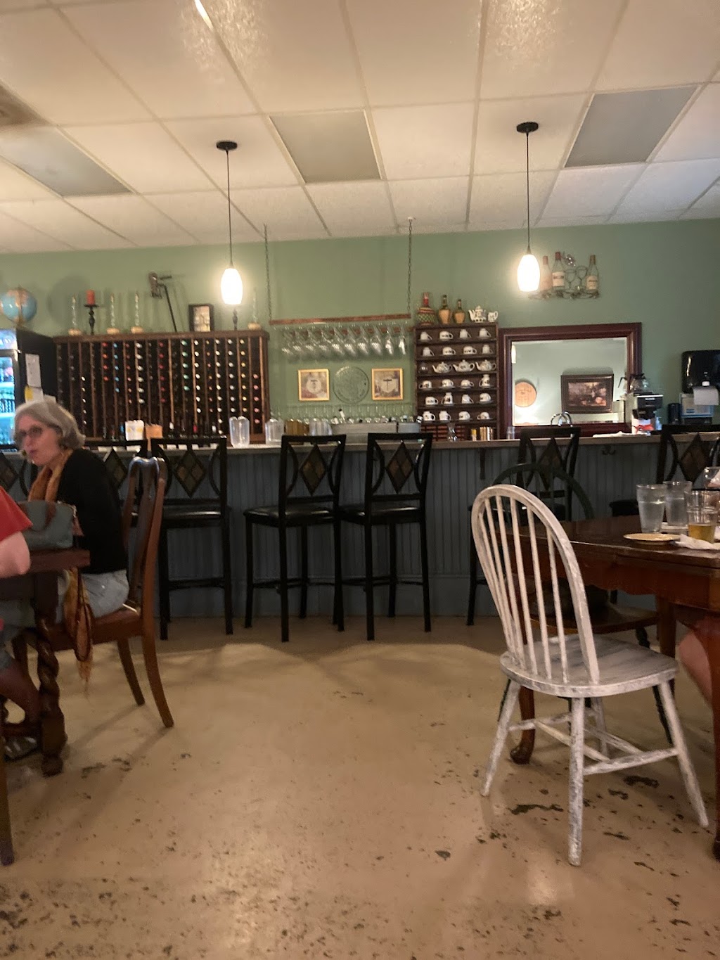 Twisted Grape Wine Bar and Cafe | restaurant | 1193 Eglin Pkwy, Shalimar, FL 32579, USA | 8506515100 OR +1 850-651-5100