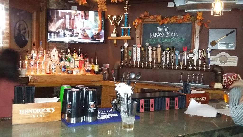 The Colonial | restaurant | 56-58 Court St, Binghamton, NY 13901, USA | 6072387741 OR +1 607-238-7741
