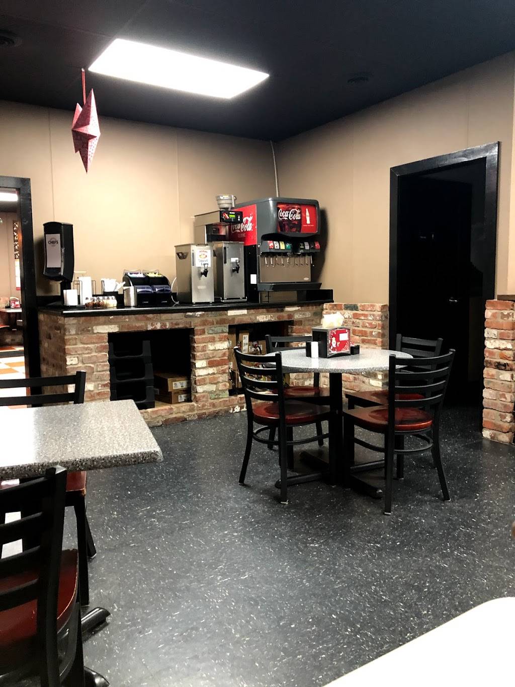 Chef's Pizzeria Restaurant 254 W New St, Kingsport, TN 37660, USA