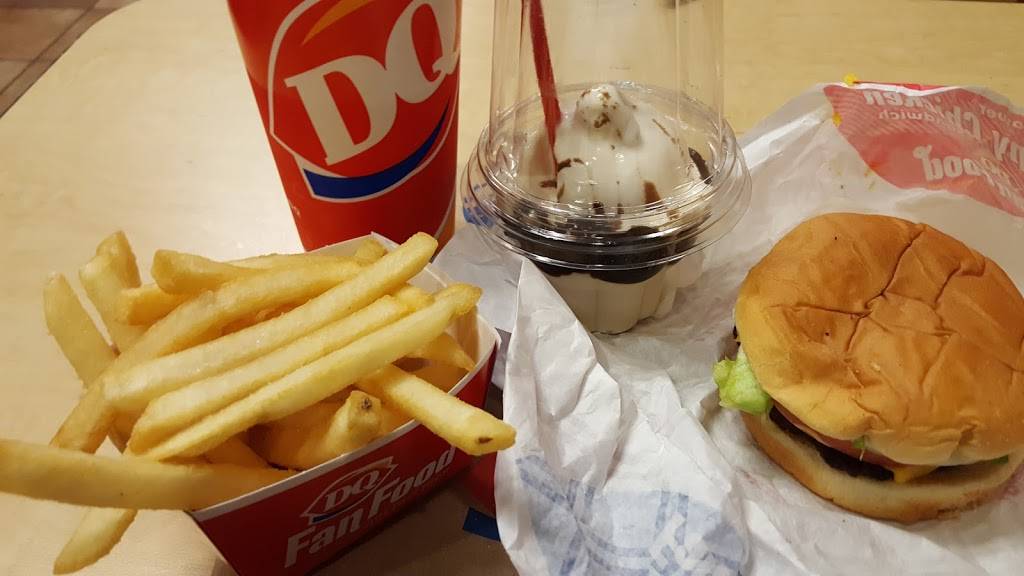 Dairy Queen Grill & Chill | restaurant | 12 Ferry Terminal Dr, Staten Island, NY 10301, USA | 7184476035 OR +1 718-447-6035