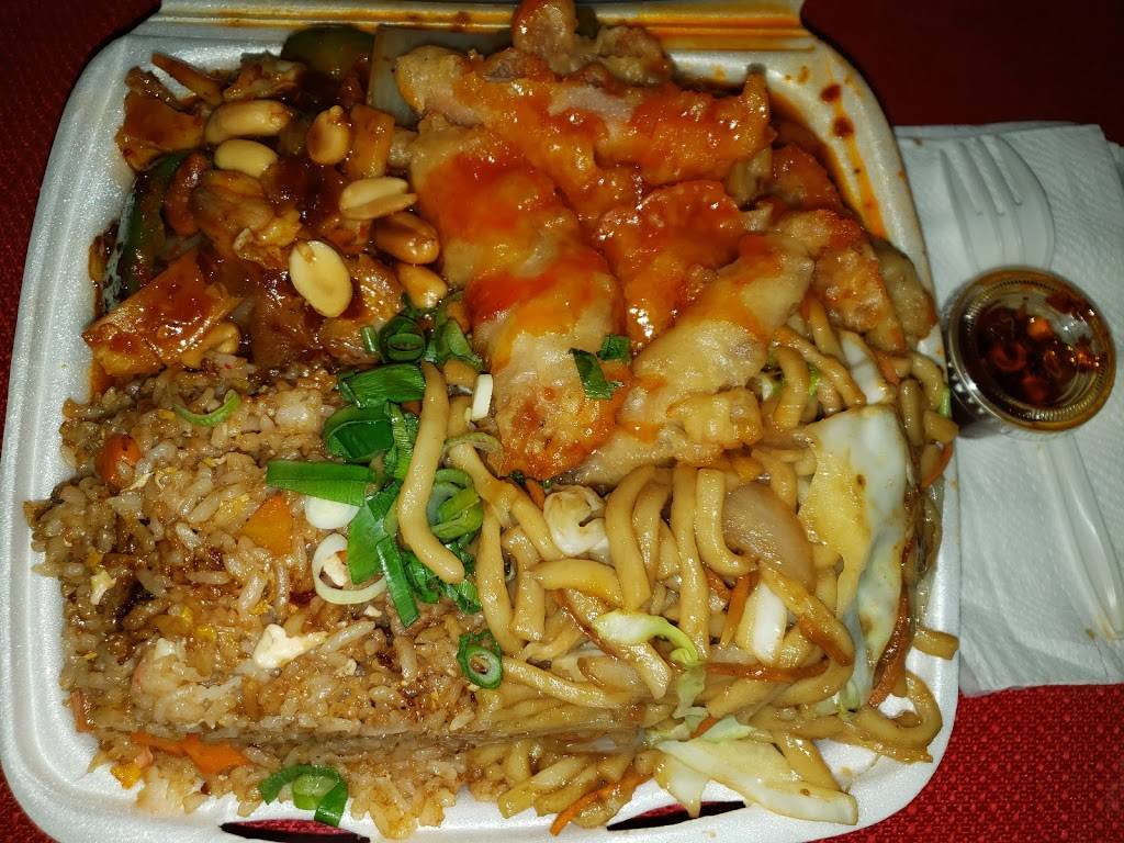 Red Chilli Thai and Chinese Cuisine | restaurant | 3049 W Ashlan Ave, Fresno, CA 93722, USA | 5592225744 OR +1 559-222-5744