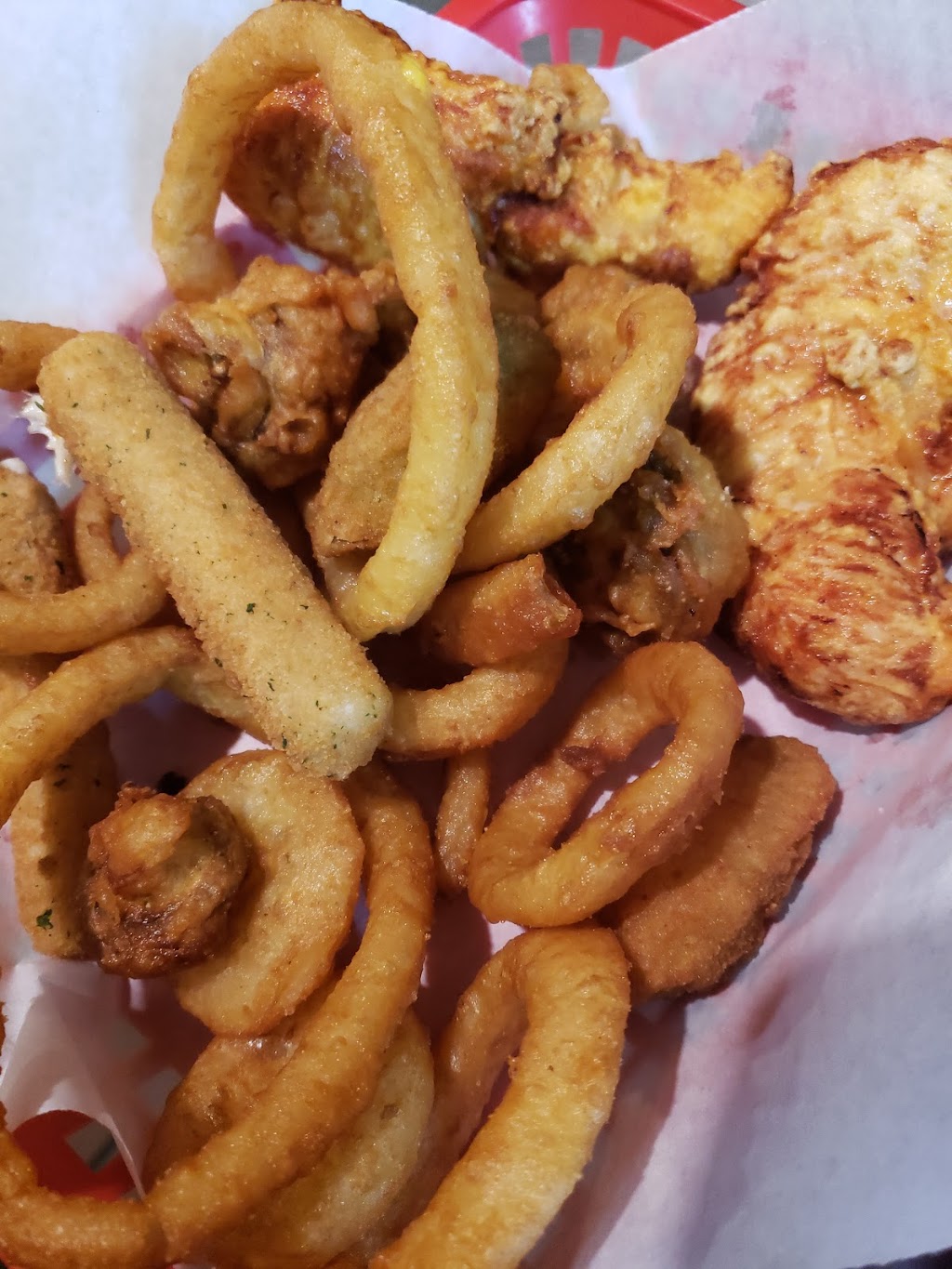 JTs Pub and Grub | restaurant | 41111 E Huron River Dr, Belleville, MI 48111, USA | 7349923556 OR +1 734-992-3556