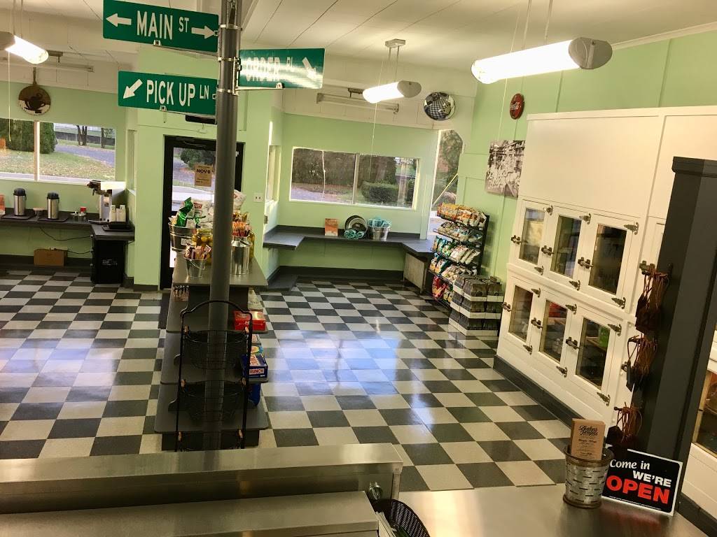 Berlew’s Hoagies | meal takeaway | 515 Main St, Moosic, PA 18507, USA | 5704517467 OR +1 570-451-7467