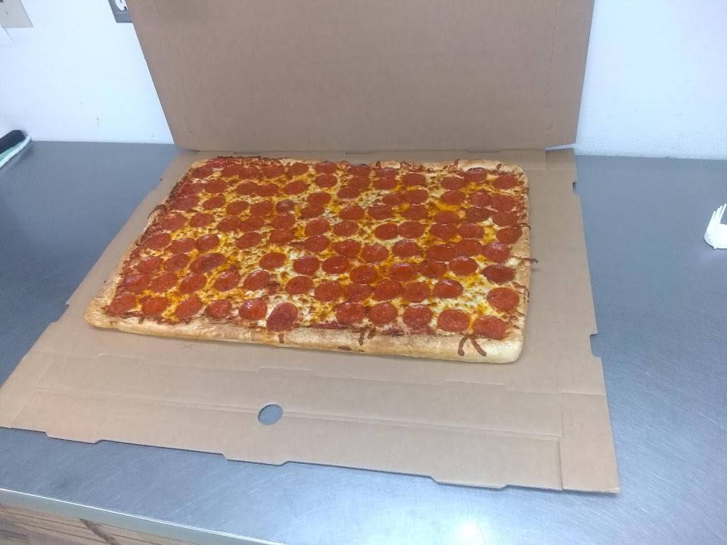 Gioninos Pizzeria | meal takeaway | 9750 Olde 8 Rd, Northfield, OH 44067, USA | 3304686499 OR +1 330-468-6499