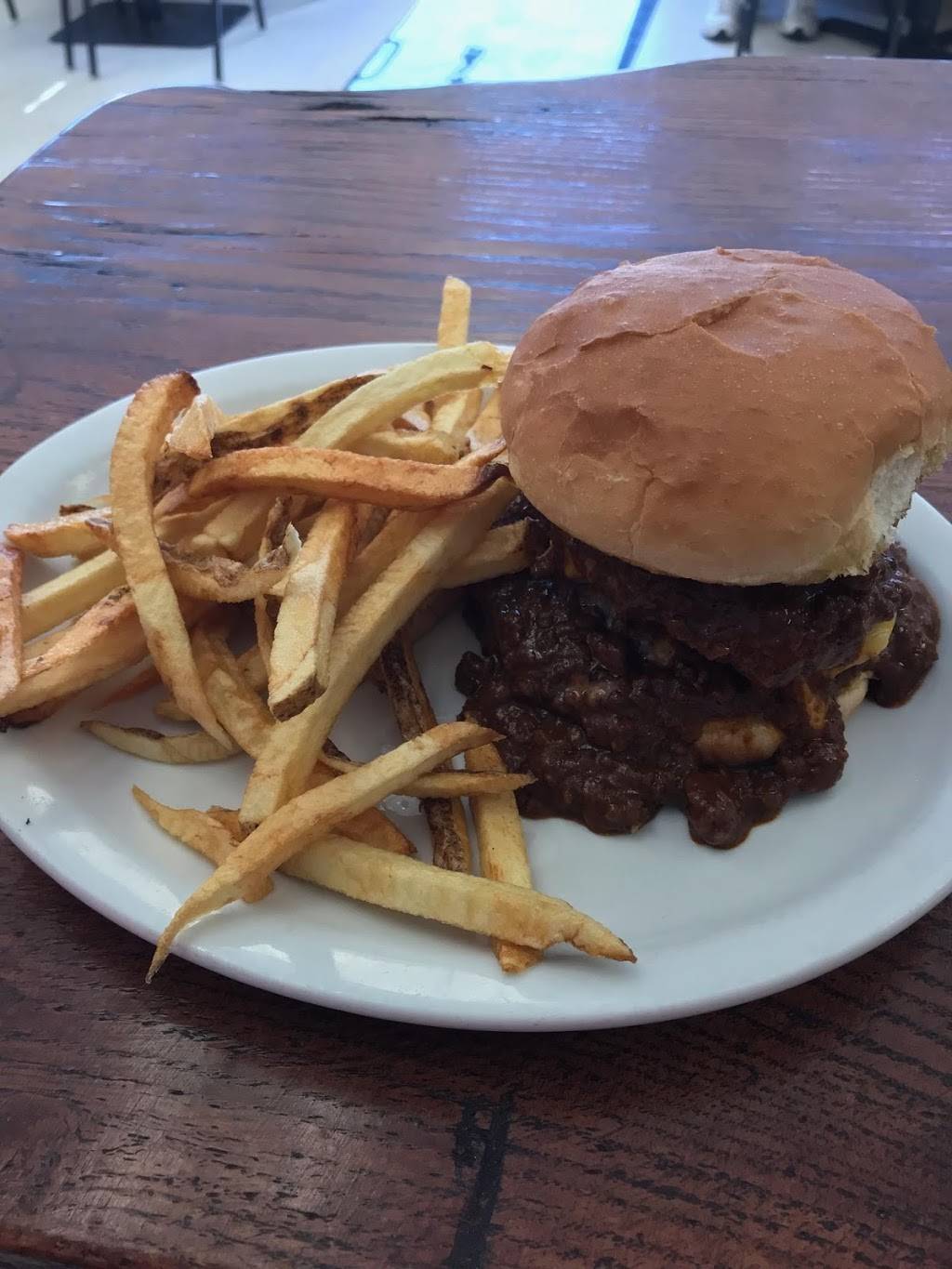 L.A.K.e Country Diner | restaurant | 16585 OK-9 E, Eufaula, OK 74432, USA | 9184522507 OR +1 918-452-2507