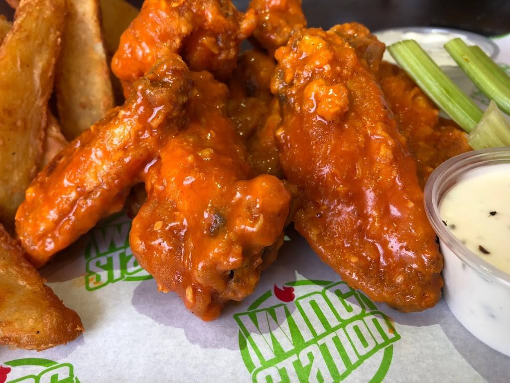 Wing Station | restaurant | 4340 Sienna Pkwy #104, Missouri City, TX 77459, USA | 3468167213 OR +1 346-816-7213
