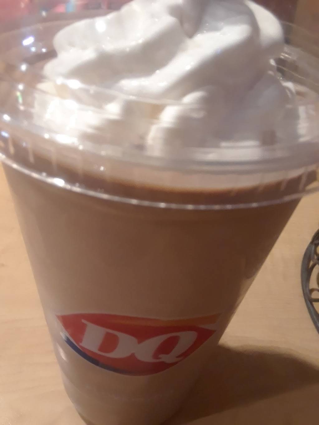 Dairy Queen Grill & Chill | restaurant | 519 S Broadway, Salem, IL 62881, USA | 6185480271 OR +1 618-548-0271