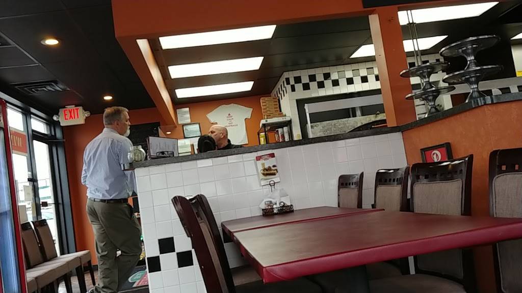 Main Street Pizzeria & Grille/Carfagnos | restaurant | 3140 West Ridge Pike, Norristown, PA 19403, USA | 6105393305 OR +1 610-539-3305